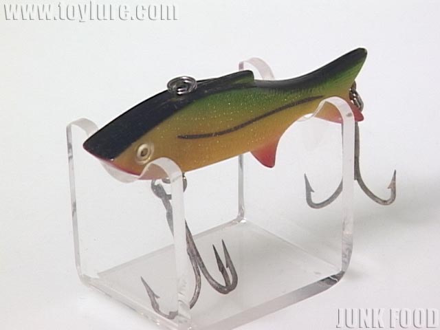 JUNK FOOD item: T-5326 Doll-Fish ドールフィッシュ JUNK FOOD item: T-5326 Doll-Fish ドールフィッシュ