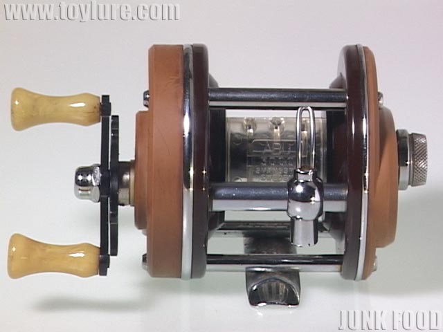 JUNK FOOD item: R-9148 ABU 3000