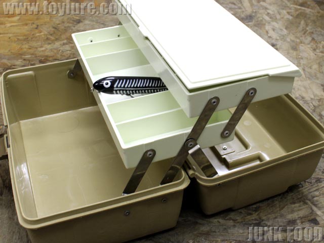 JUNK FOOD item: R-9193 タックルボックス－D