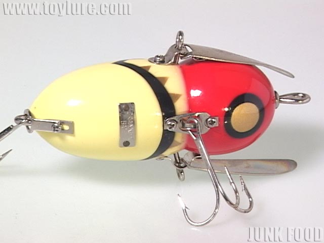 JUNK FOOD item: J-46066 アブラゼミ