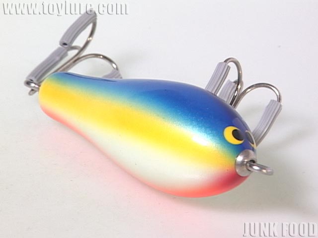 JUNK FOOD item: J-46254 ビッグラッシュ ウォーカー Jr.