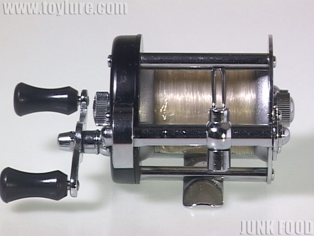 JUNK FOOD item: R-9533 ベイトキャスティング250