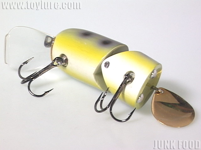 JUNK FOOD item: J-47192 フィジェット