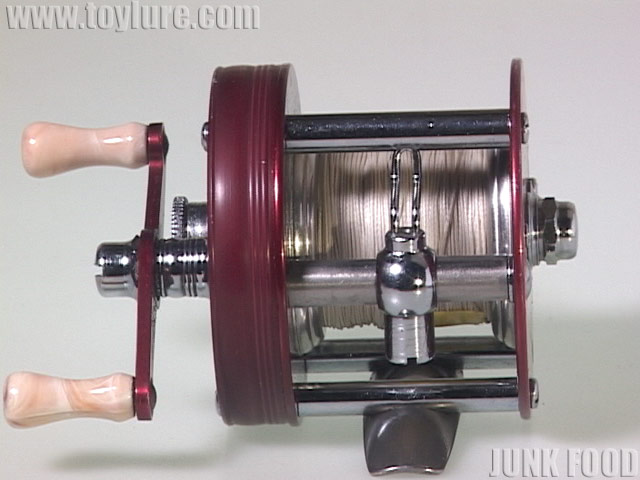 JUNK FOOD item: R-9830 LureCast MODEL 330KC ルアーキャスト330