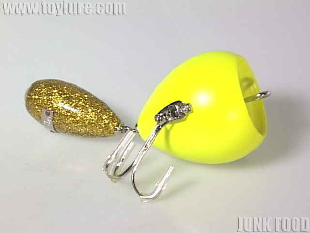 JUNK FOOD item: J-48588 ヘビイチゴ