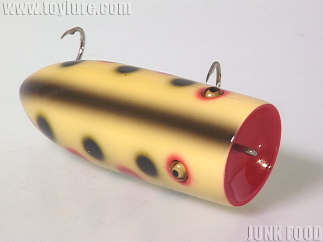 JUNK FOOD item: J-48712 ゴッツイボッキー