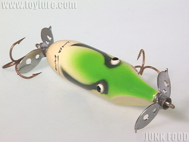 JUNK FOOD item: J-49035 ハンプティーダンプティー