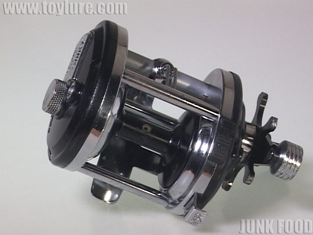 JUNK FOOD item: R-10106 ミリオネア2500C
