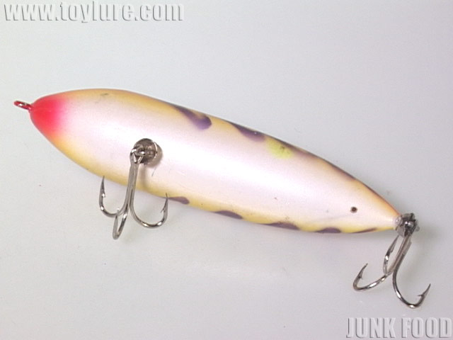 Yuancon ジャンク Jawin】 58500 防寒ジャンパー(カモフラ柄エンボス加工) [防寒