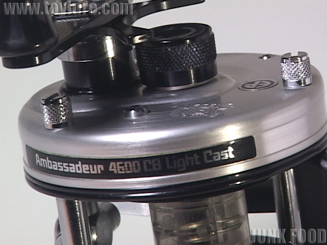 R-10641-8