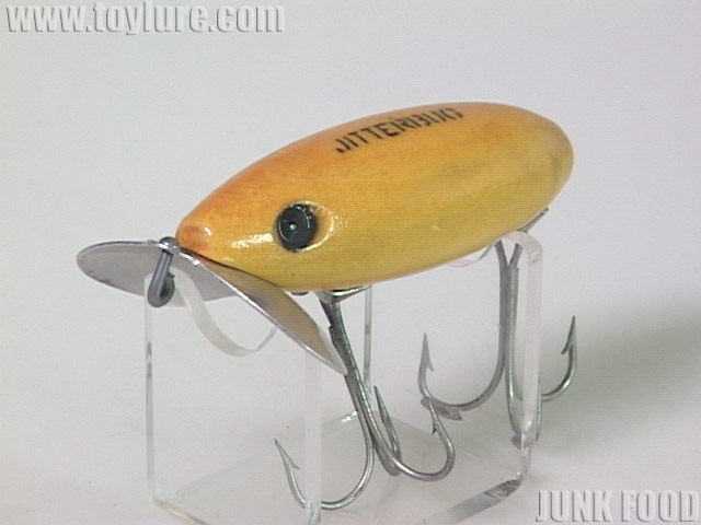 JUNK FOOD item: T-8216 Wood Jitterbug 5/8oz. ジッターバグ ウッド