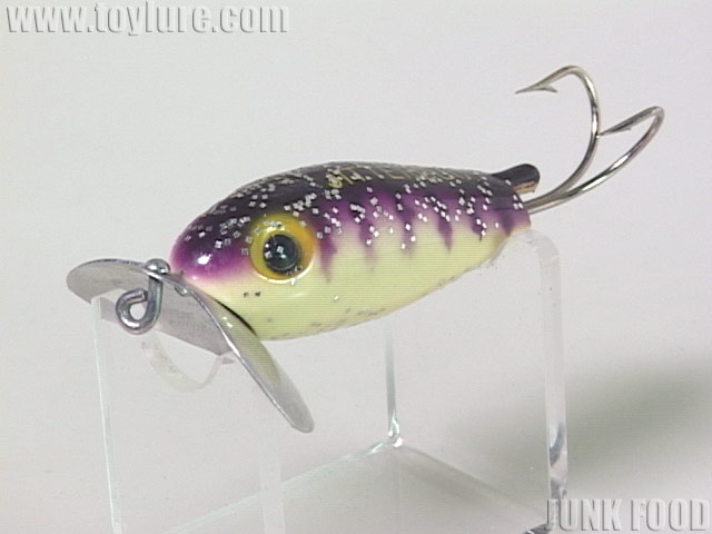 JUNK FOOD item: T-9444 Weedless Jitterbug 3/8oz. ジッターバグ