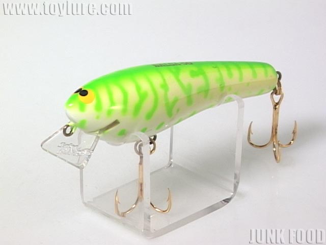 JUNK FOOD item: J-43952 バルサ スリンキー