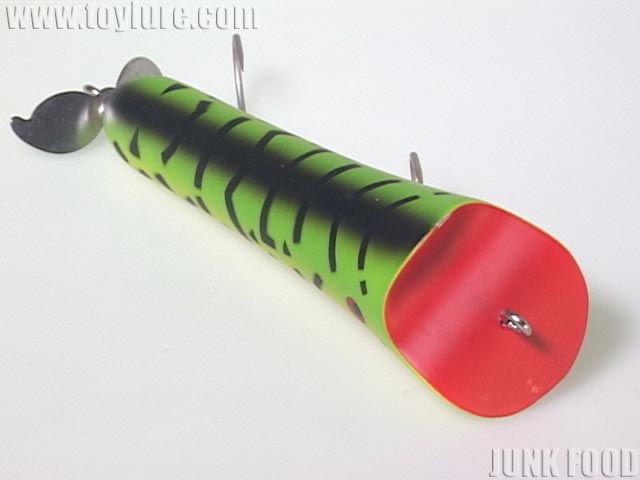 JUNK FOOD item: J-44662 ヤングボーイ プロップ