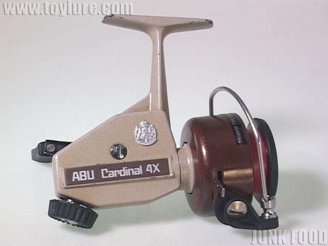 JUNK FOOD item: R-8826 カーディナル4X Cardinal