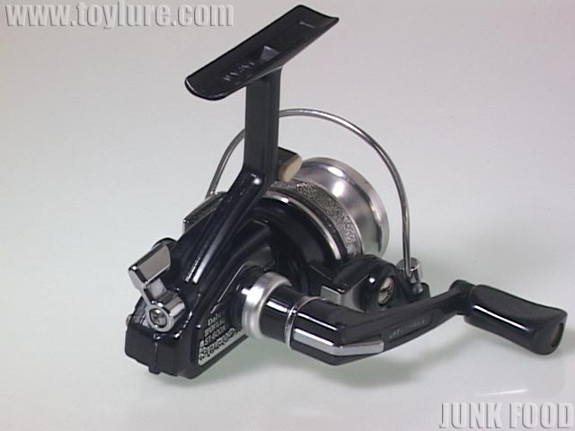 JUNK FOOD item: R-8828 スポーツラインST-600X
