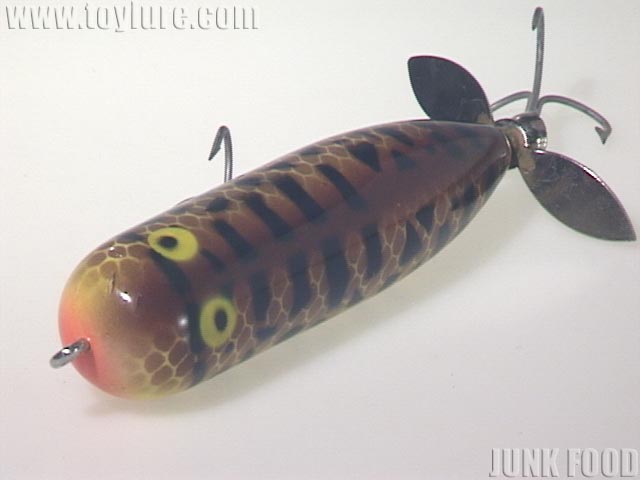 JUNK FOOD item: H-6829 Magnum Torpedo マグトー
