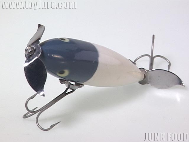 JUNK FOOD item: H-7219 Wounded Spook ウンデッドスプーク