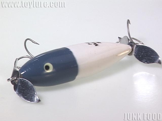 JUNK FOOD item: H-7219 Wounded Spook ウンデッドスプーク