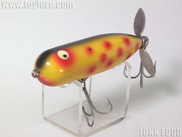 JUNK FOOD item: H-8096 Magnum Torpedo マグトー