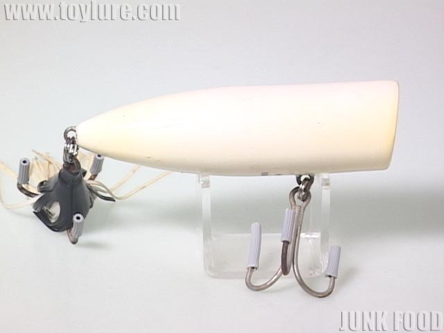 JUNK FOOD item: H-8151 Big Chug ビッグチャグ