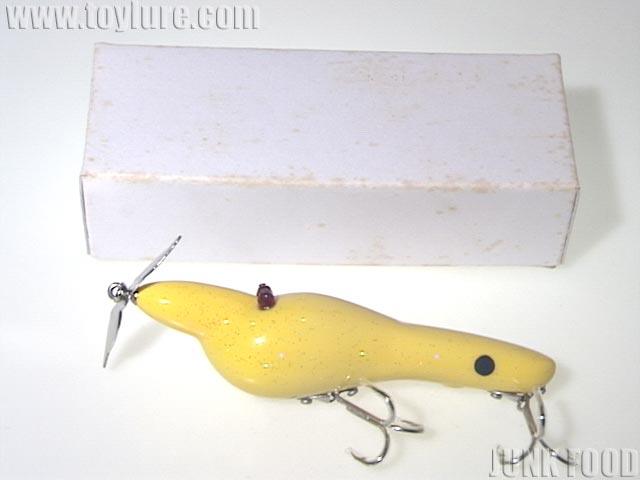 JUNK FOOD item: J-29670 イエローマン
