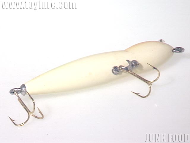 JUNK FOOD item: J-32037 マダガスカルのトカゲ