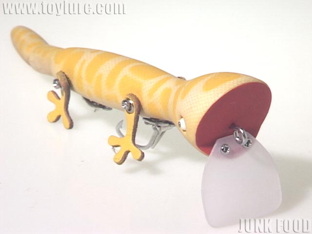 JUNK FOOD item: J-32409 畦の谷のとかげ