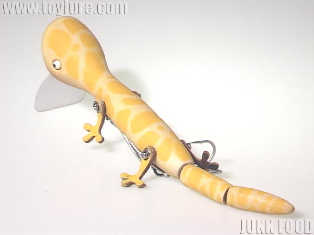 JUNK FOOD item: J-32409 畦の谷のとかげ