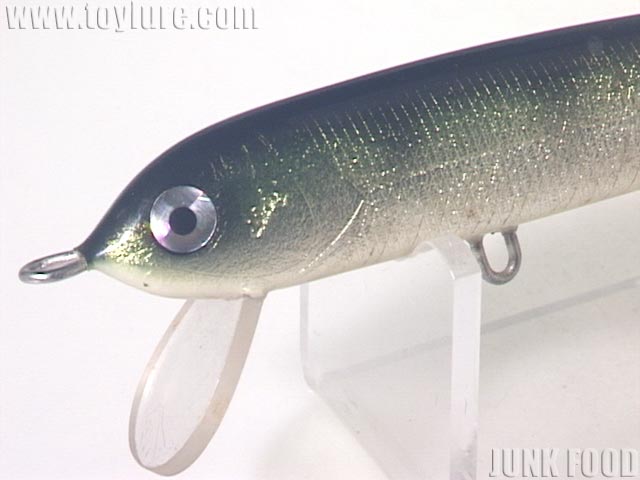 JUNK FOOD item: J-34367 ミノー 11cm