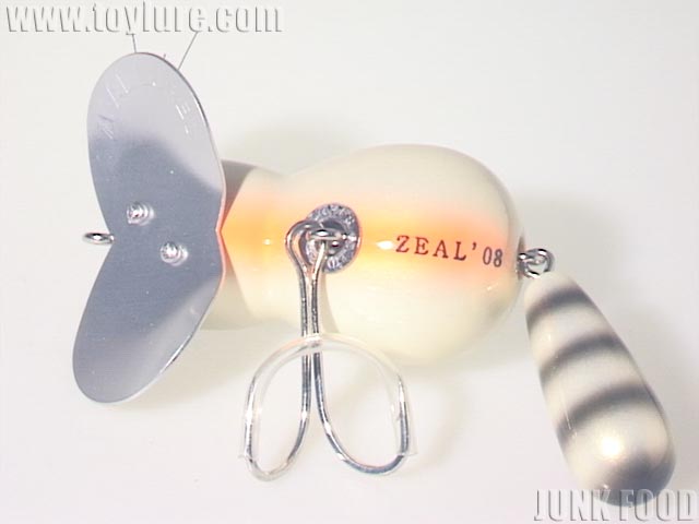 JUNK FOOD item: J-34906 ウッド ジタバタ アライくん 3/4oz