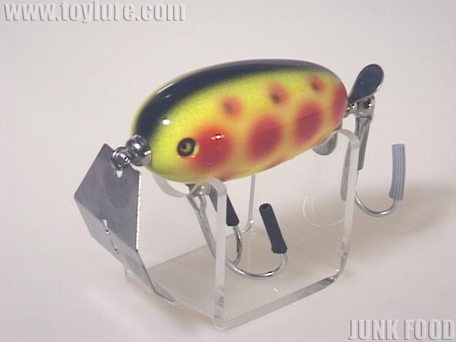 痴虫　イジリーバグ 痴虫】トップウォータープラグにチャターブレードが付いたら驚きの釣果