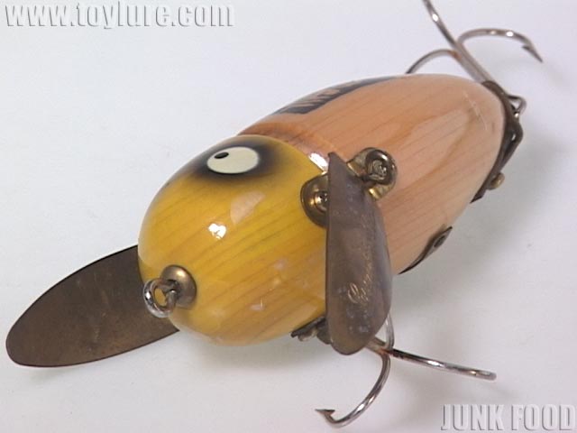 JUNK FOOD item: J-38303 クマゼミ