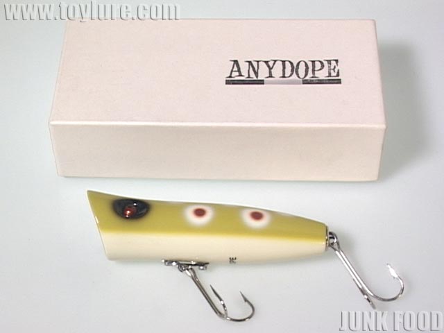 JUNK FOOD item: J-41634 トライタップ