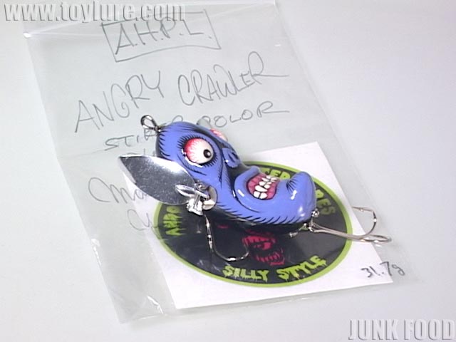 JUNK FOOD item: J-43104 アングリークローラー