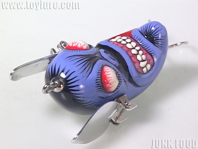 JUNK FOOD item: J-43104 アングリークローラー