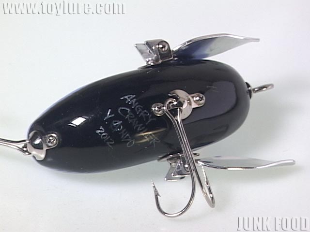 JUNK FOOD item: J-43104 アングリークローラー