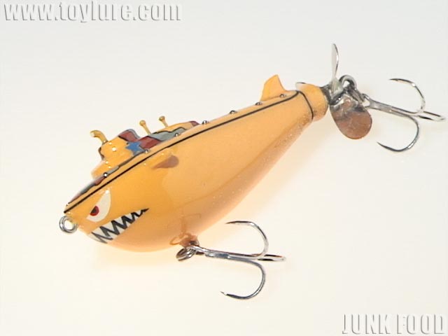 JUNK FOOD item: J-8265 潜水艦