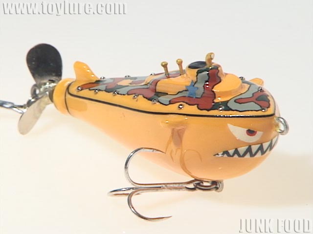JUNK FOOD item: J-8265 潜水艦