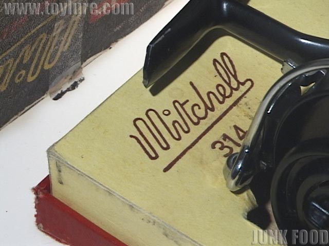 JUNK FOOD item: R-2347 Garcia Mitchell 314 ミッチェル314