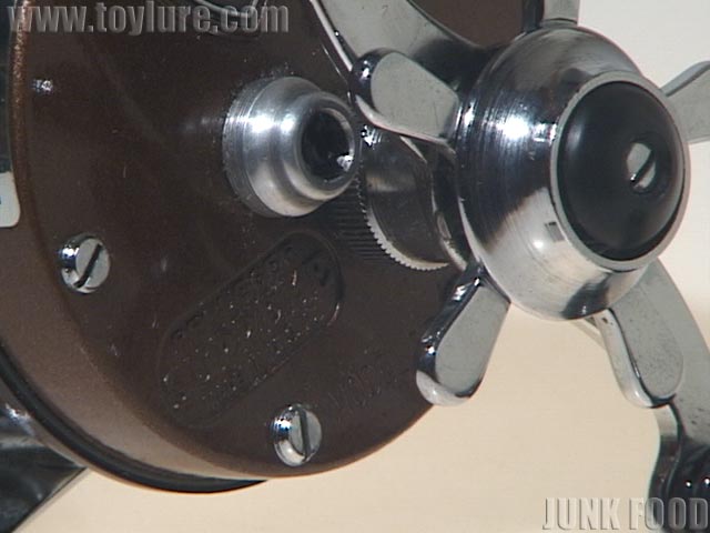 JUNK FOOD item: R-3861 Supreme 611B ModelDF シュープリーム