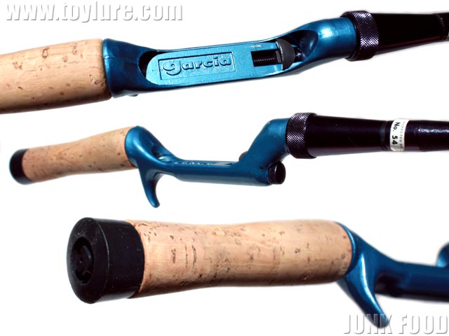 ガルシアコノロン2584Dガイド交換ありジャンク。 ガルシアコノロン2584Dガイド交換ありジャンク。 - メルカリ