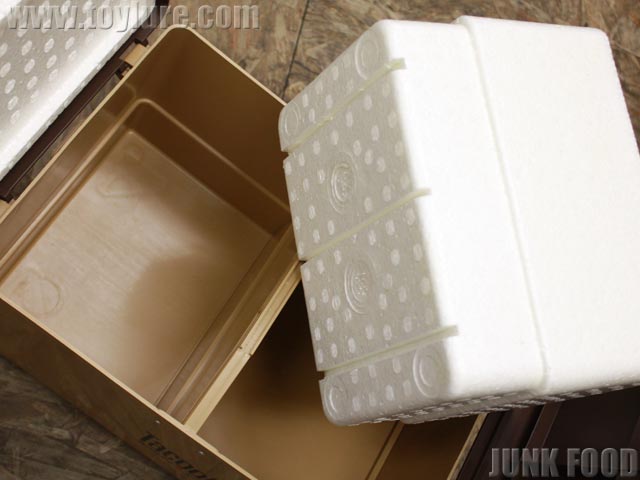JUNK FOOD item: R-4735 タックーラー160