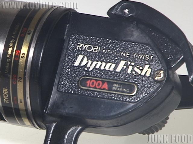 JUNK FOOD item: R-5552 ダイナフィッシュ100A