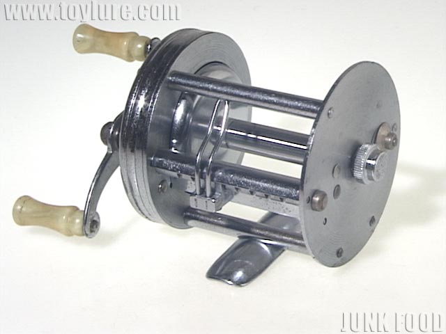 JUNK FOOD item: R-5564 TRUE BLUE 1956 Model FK トゥルー