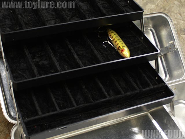 お歳暮ならオンライン JUNK FOOD item: R-5890 173A タックルボックス