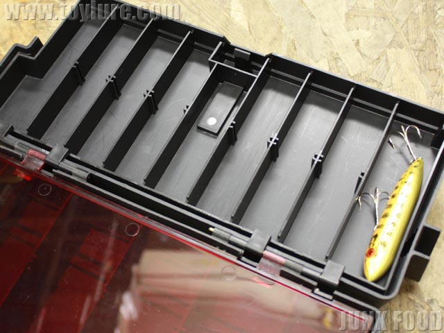 JUNK FOOD item: R-6190 Phantom ファントム