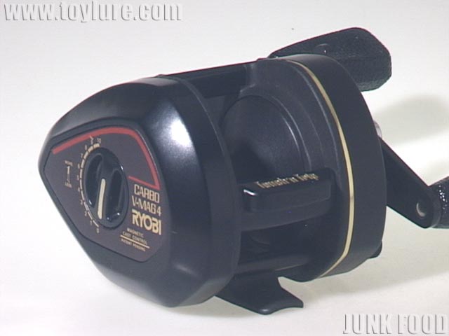 JUNK FOOD item: R-6224 キャスプロ カーボVマグ4