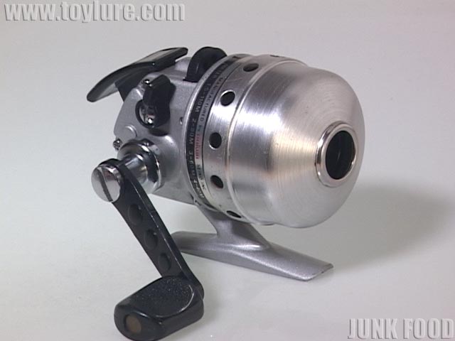スピンキャストリール ダイワ5500RL JUNK FOOD item: R-7007 スピンキャストST－20