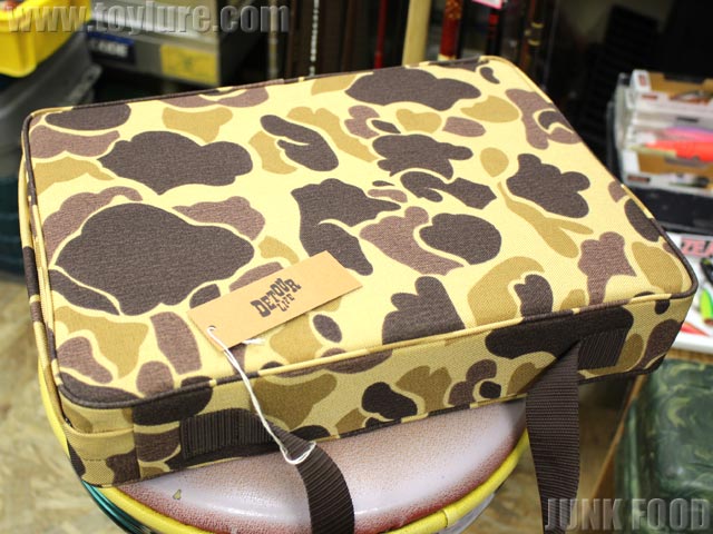 JUNK FOOD item: R-7167 ボートクッション